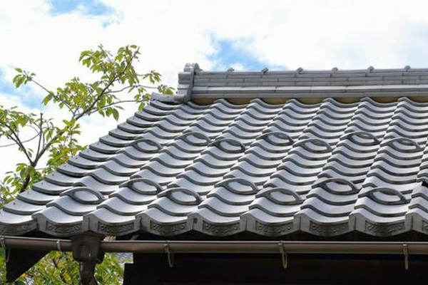 屋根から考える地震対策