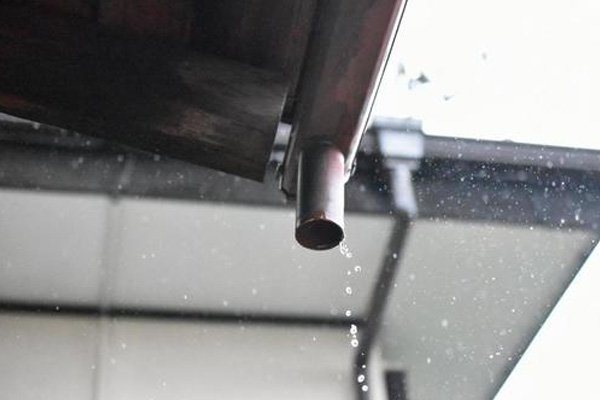雨どい工事のメリット、工事をしないとどうなる？